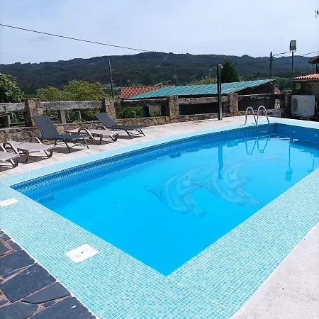 Willa Cozy Pool Stone House